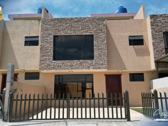 Casa en venta en el Conjunto Habitacional California, sector Izamba, Ambato