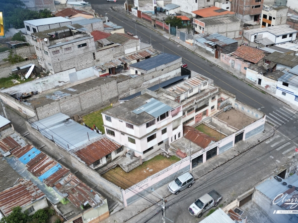 Amplia propiedad en venta en Ambato sector Estadio Bellavista