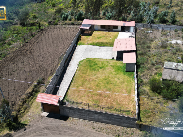 Casa con amplio terreno en venta Cevallos - Barrio Jesús del Gran Poder.