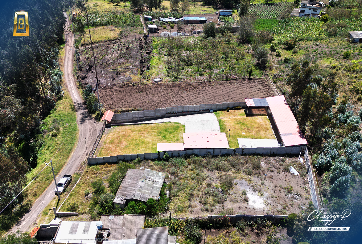 Casa con amplio terreno en venta Cevallos - Barrio Jesús del Gran Poder.