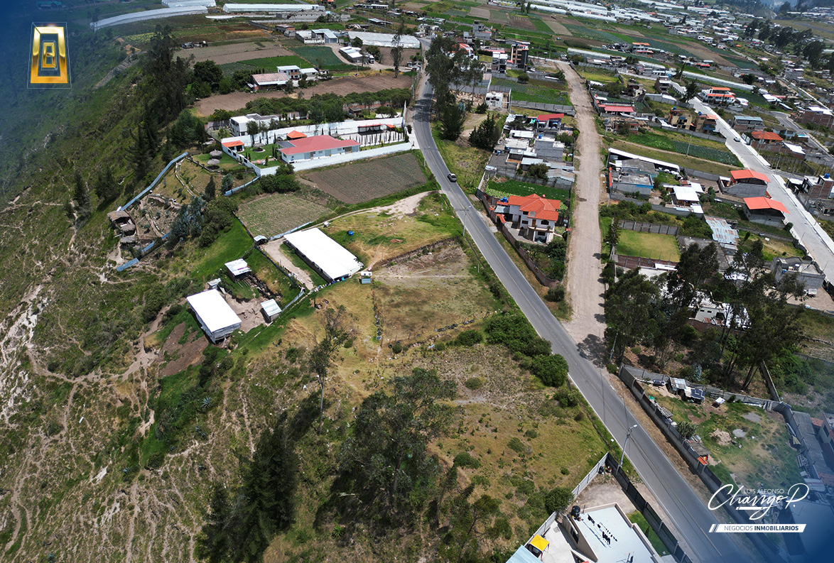 Amplio terreno en venta Izamba - Ambato.