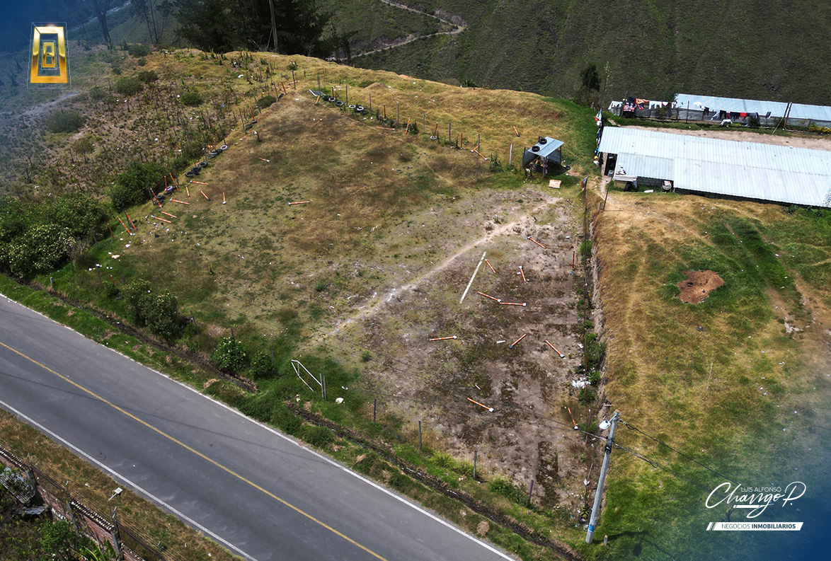 Amplio terreno en venta Izamba - Ambato.