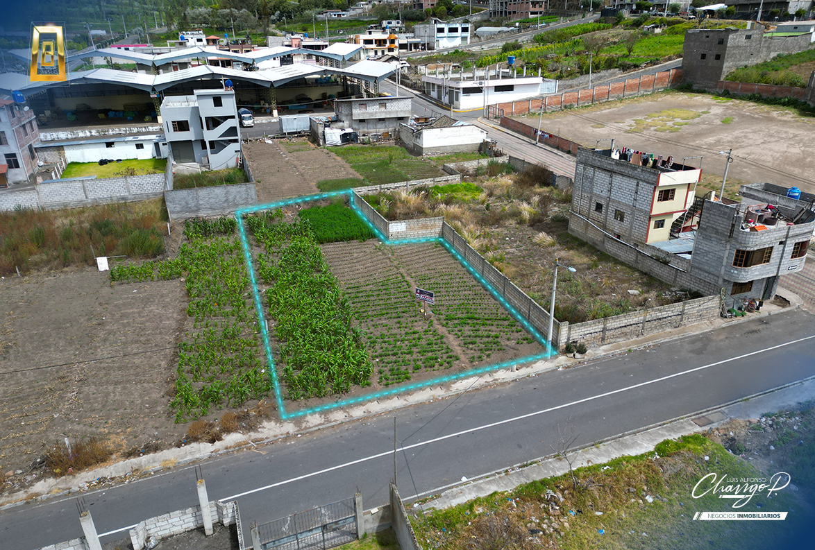 TERRENO EN SECTOR COMERCIAL - MERCADO MAYORISTA DE PELILEO-2