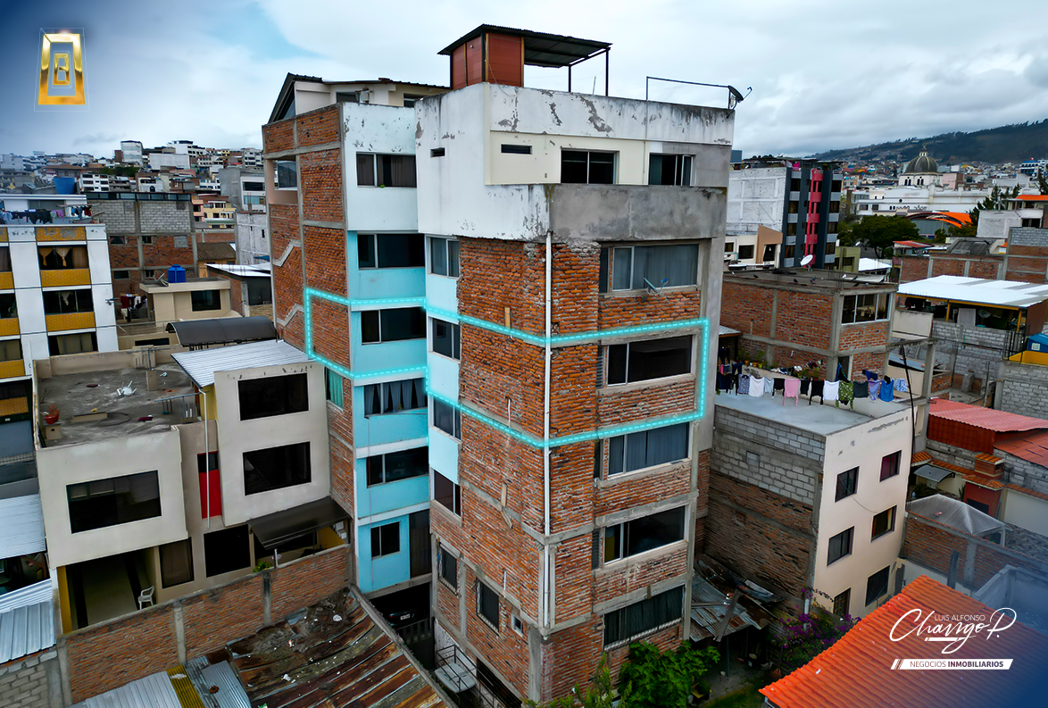 AMPLIO DEPARTAMENTO EN AMBATO - LA MERCED