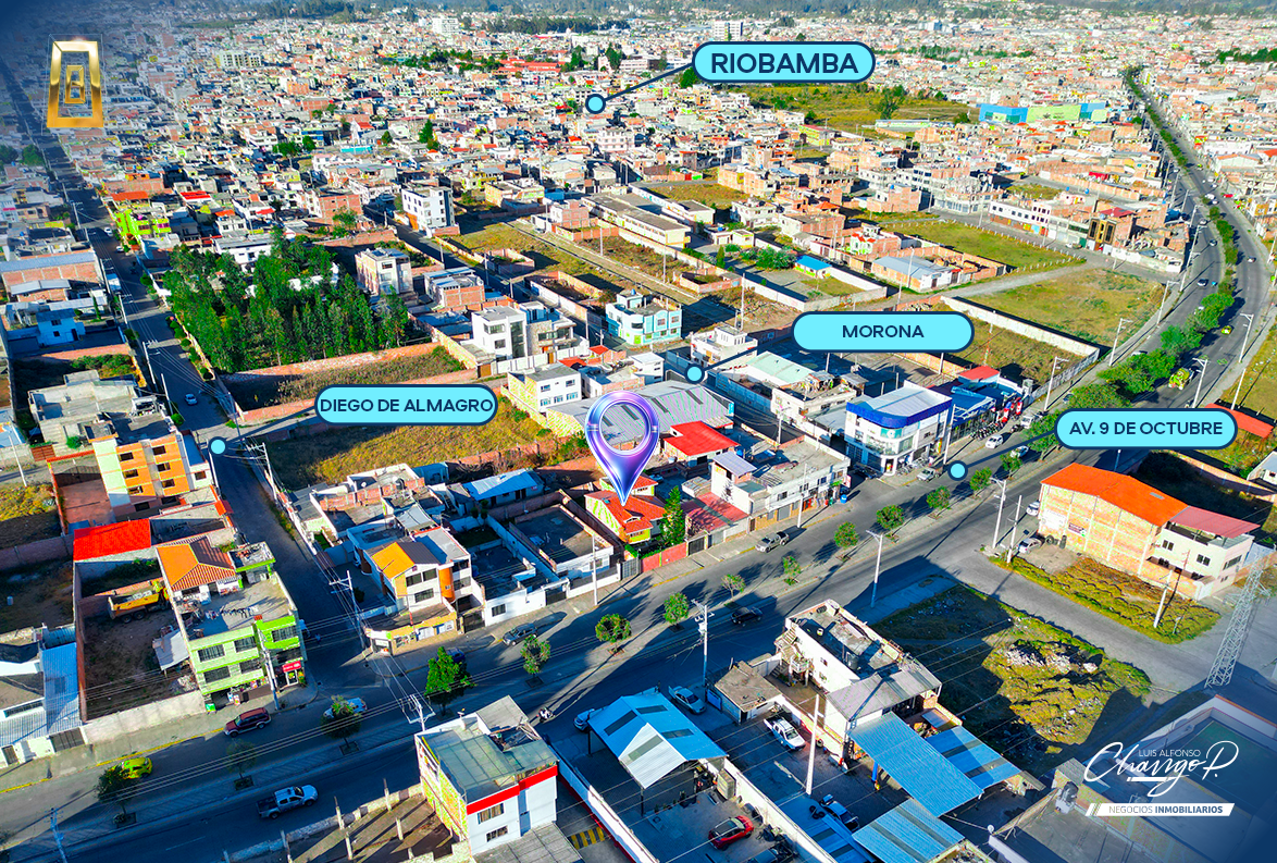 CASA EN RIOBAMBA EN AVENIDA PRINCIPAL - AV. 9 DE OCTUBRE Y MORONA