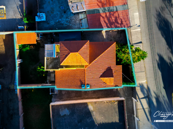CASA EN RIOBAMBA EN AVENIDA PRINCIPAL - AV. 9 DE OCTUBRE Y MORONA-9