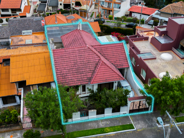 CASA RENTERA DE 3 DEPARTAMENTOS - AMBATO - FICOA - URBANIZACIÓN SANTA ELENA