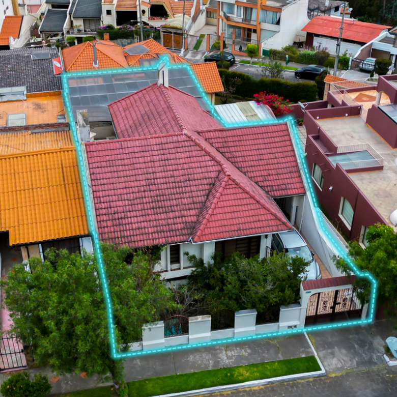 CASA RENTERA DE 3 DEPARTAMENTOS - AMBATO - FICOA - URBANIZACIÓN SANTA ELENA