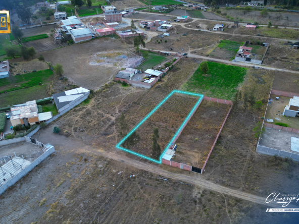 216 - Nelida Cando AMPLIO TERRENO EN RIOBAMBA