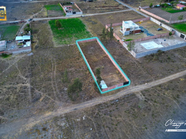 215 - Nelida CandoAMPLIO TERRENO EN RIOBAMBA CONCERRAMIENTO